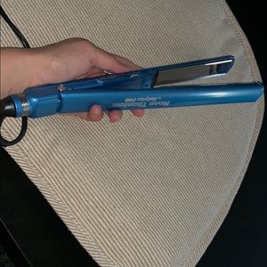 BaBylissPRO Nano Titanium-Plated Ultra Iron